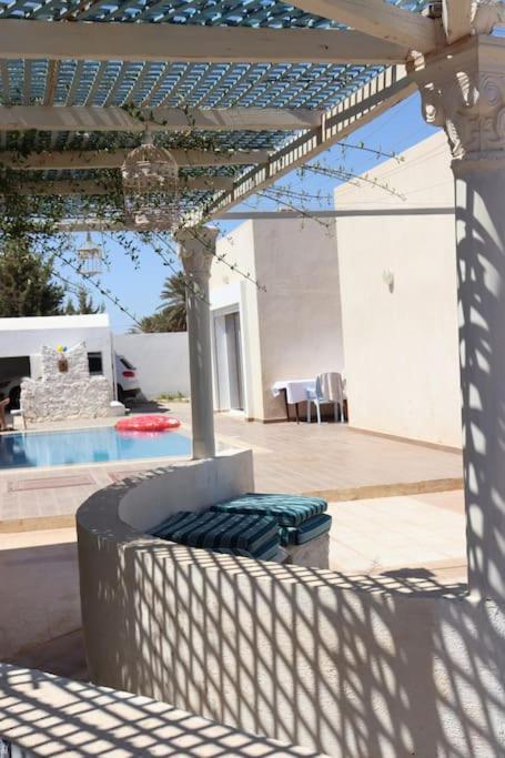 Vill La Reine Jerba Avec Piscine Villa El Guecheine Exterior foto